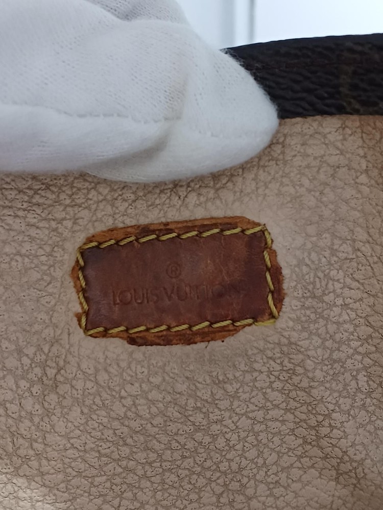 Monogram Sac Pla LOUIS VUITTON Model number: M51140