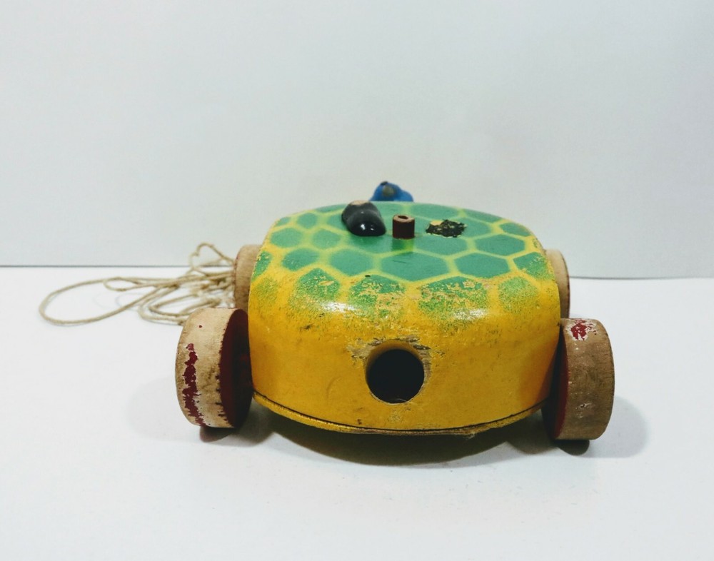 Vintage Pull Toy Turtle from Red Robin