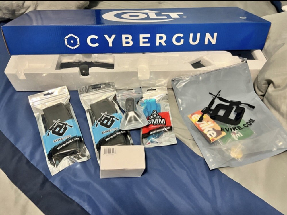 Cybergun Colt M4 Airsoft Gun