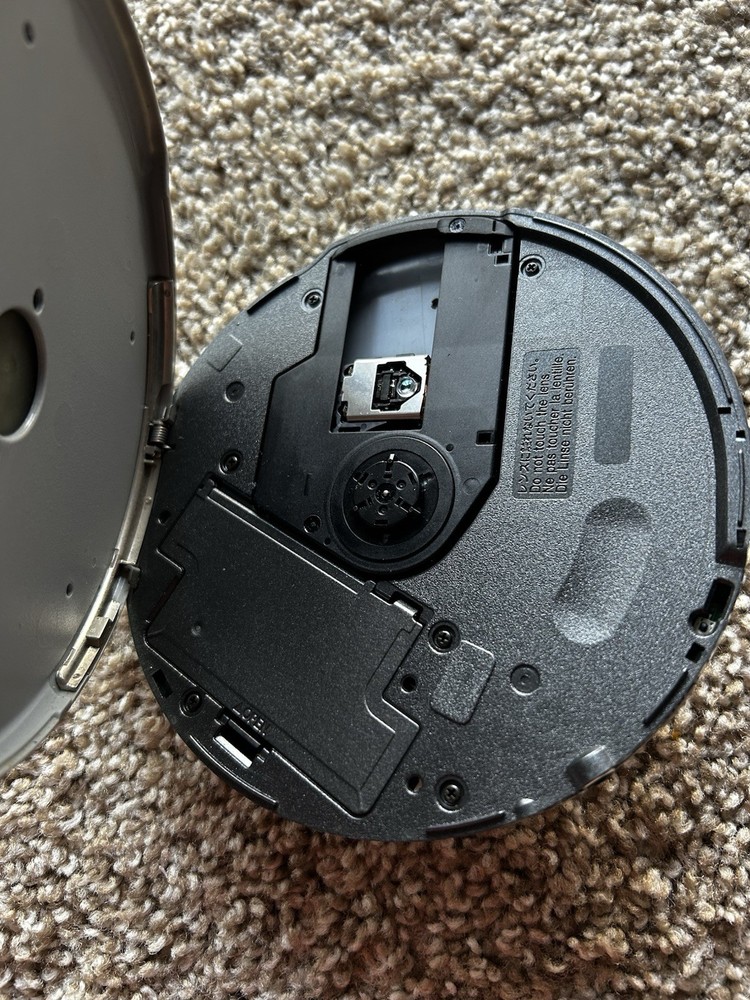 Panasonic SL-CT710 Portable CD Player