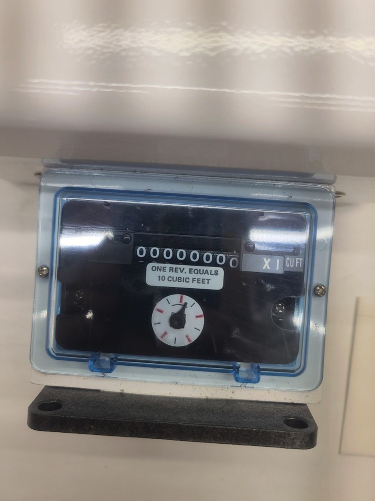 HONEYWELL CHART RECORDER MODEL:837-UM. / 2