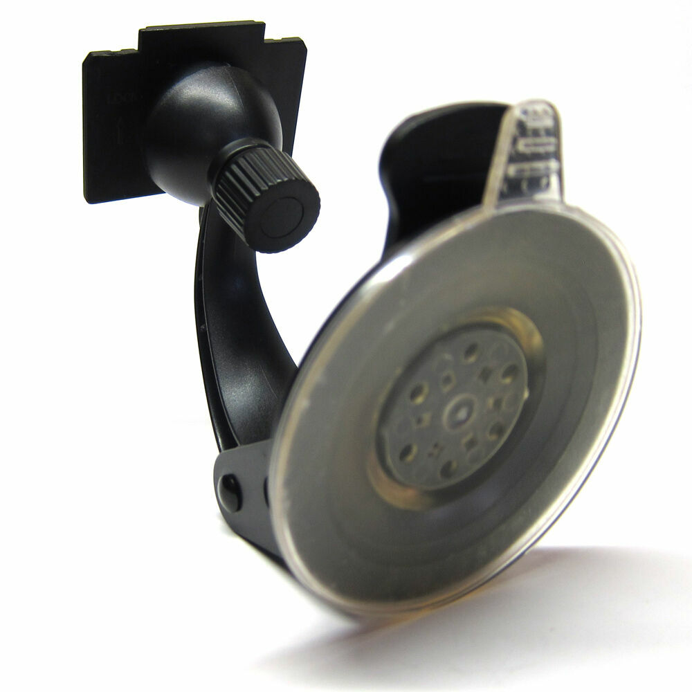 Rand McNally Universal Suction Mount + Dash Disc Mounting Kit for Select GPS