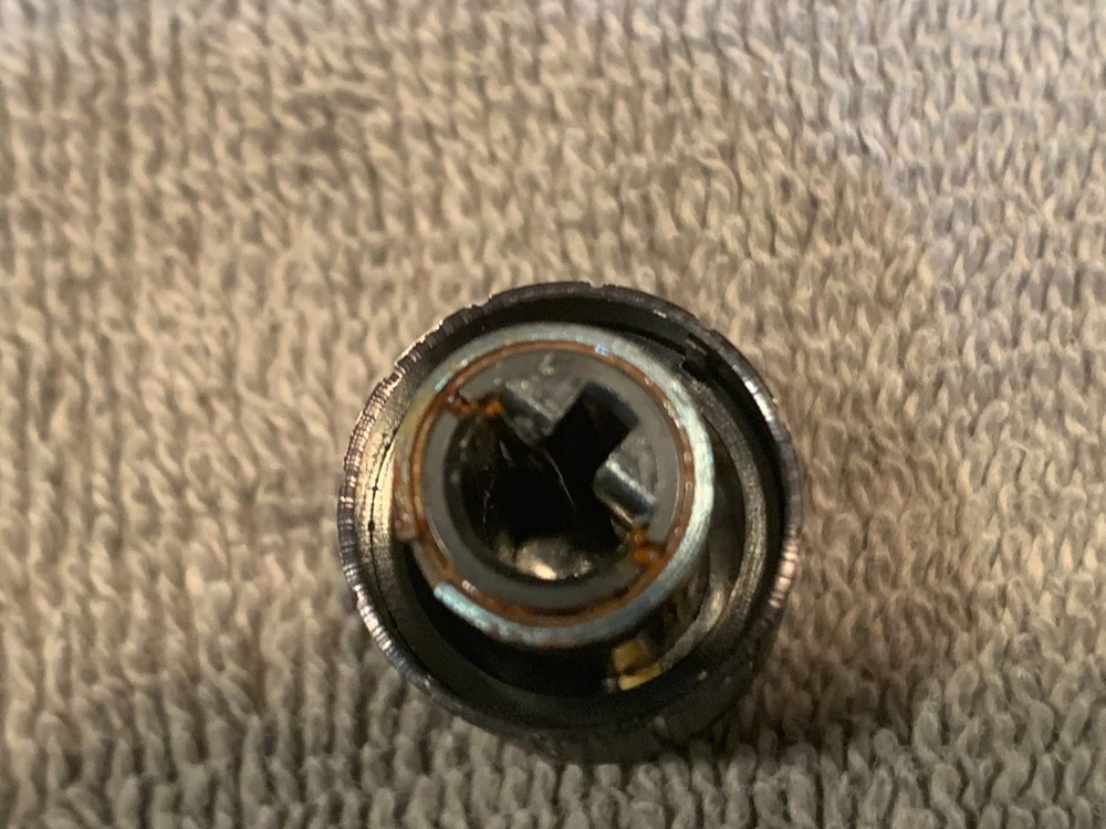 Heathkit AA-2010 Stereo Amplifier - Knob