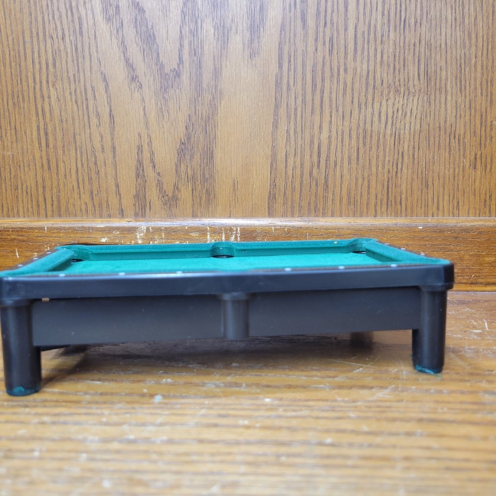 Vintage Executive Pool Table Billiards Mini Games Set - New In Packaging