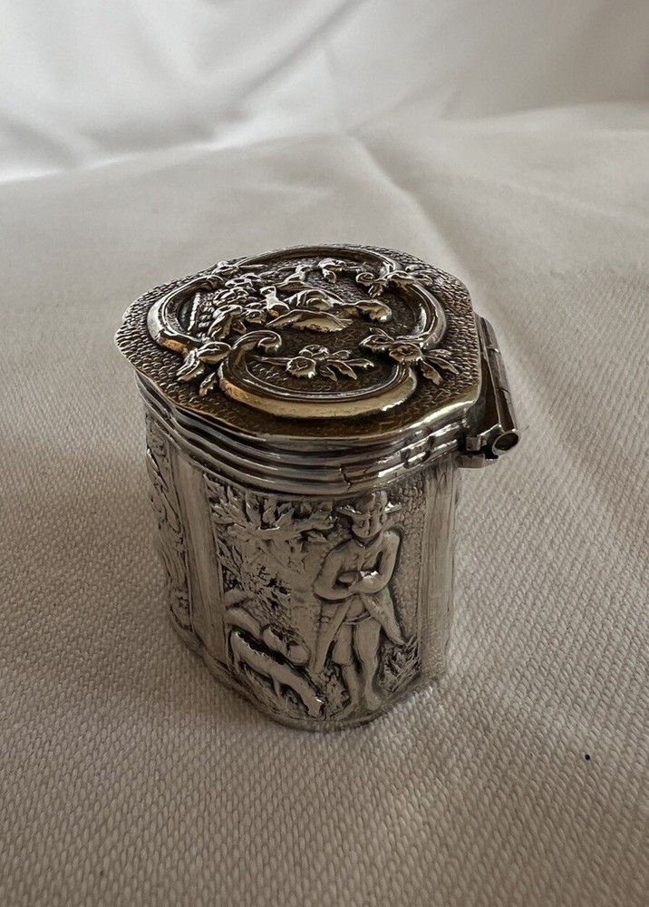 Antique 19th C Dutch Sterling Silver Repousse Pill Box