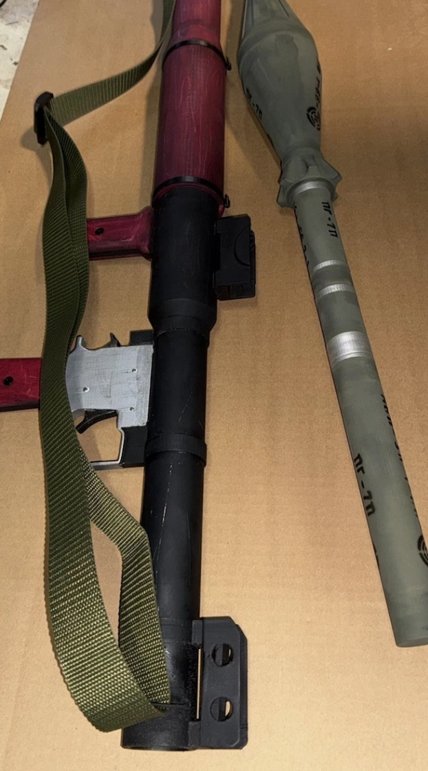 Full-Size RPG-7 Replica Prop – PVC Reinforced, Painted & Weathered orange tip