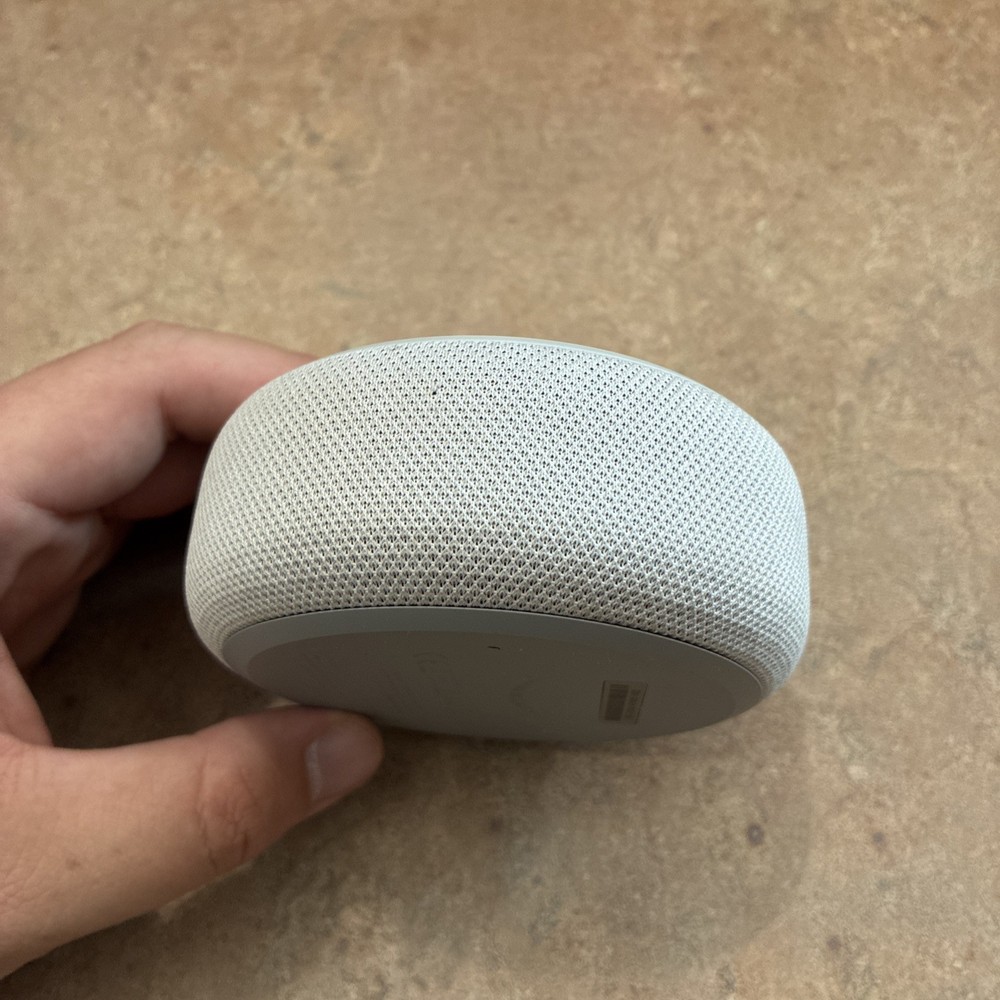 Amazon Echo Dot 3rd Generation Smart Speaker Sandstone D9N29T No Cord