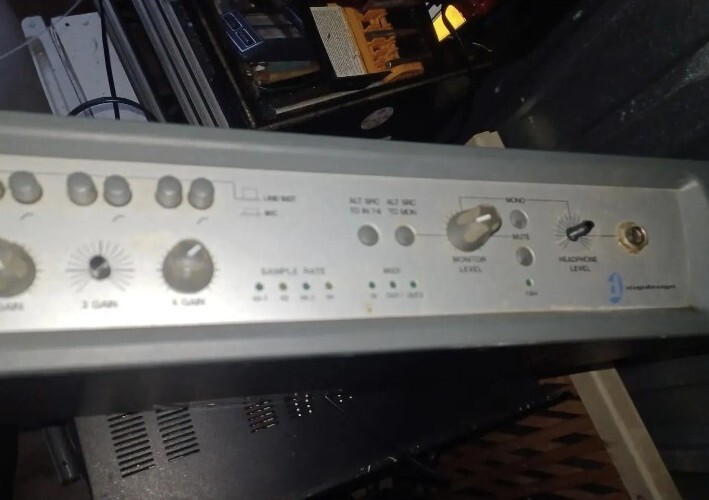 DIGIDESIGN DIGI 002 RACK MOUNT PRO AUDIO STUDIO RECORDING no cable