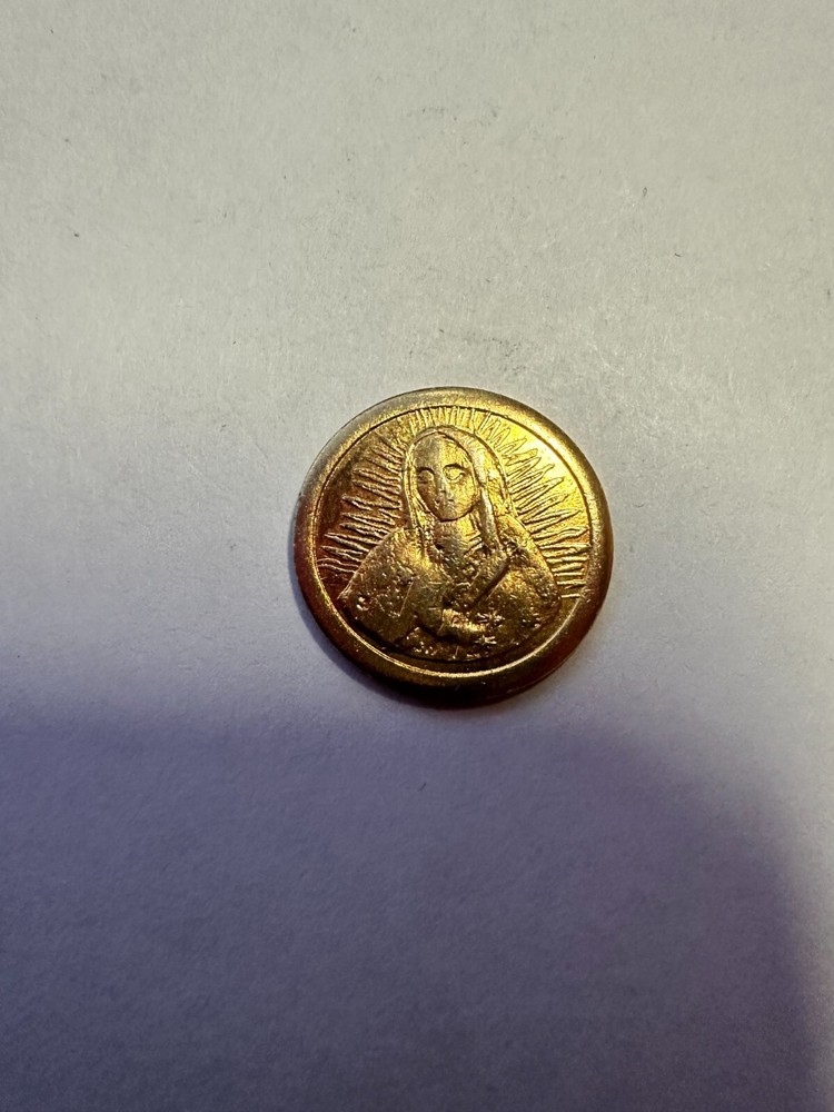 Mother Mary Coin Token 18mm
