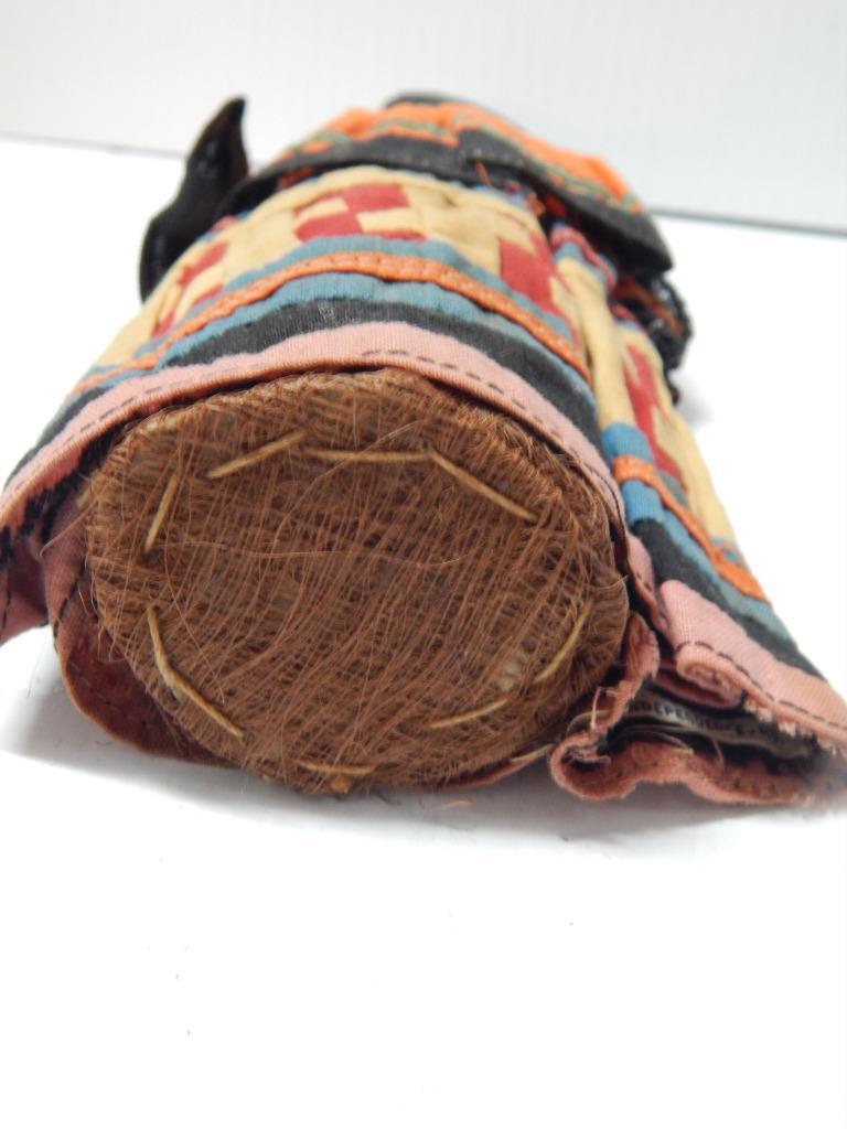 ANTIQUE SEMINOLE / MICCOSUKEE INDIAN DOLL FLORIDA PALMETTO BASE OLD QUILTING