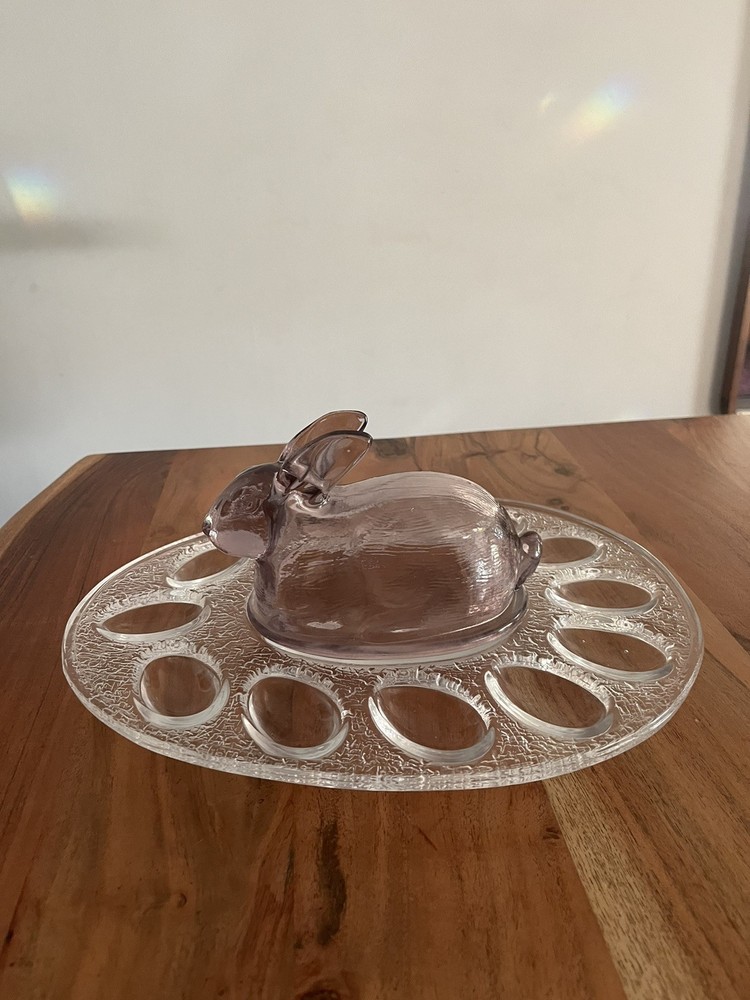 Vintage L E Smith Nested Bunny Deviled Egg Serving Plate Purple