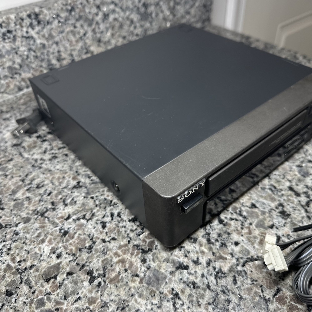 Sony Compact Disc Player CDP-S207 Tested & Working