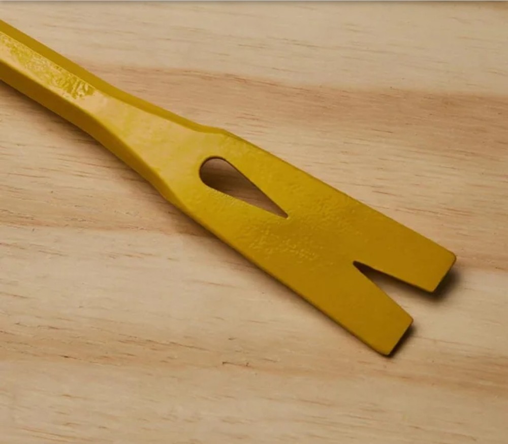 Stanley 17 Inch Ripping Chisel Pry Bar Flat bar