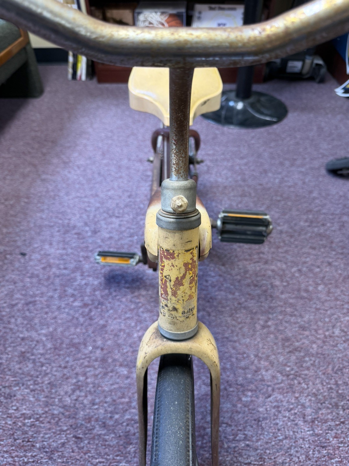 Vintage Roadmaster Bicycle - 50's or 60's ???