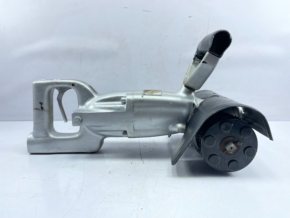 Aurand MP-6 592264 Pneumatic Deck Scaler Paint Rust Remove Surface Cleaning Tool