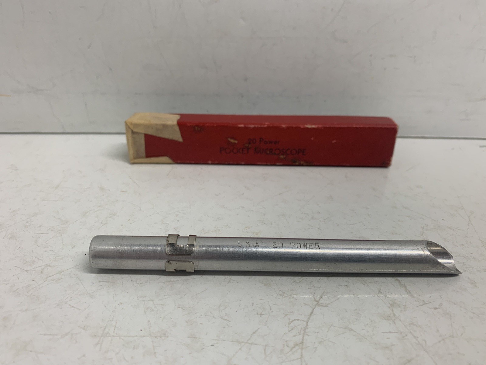 Vintage 20X Pocket Microscope S&A 20 Power in Original Box A019