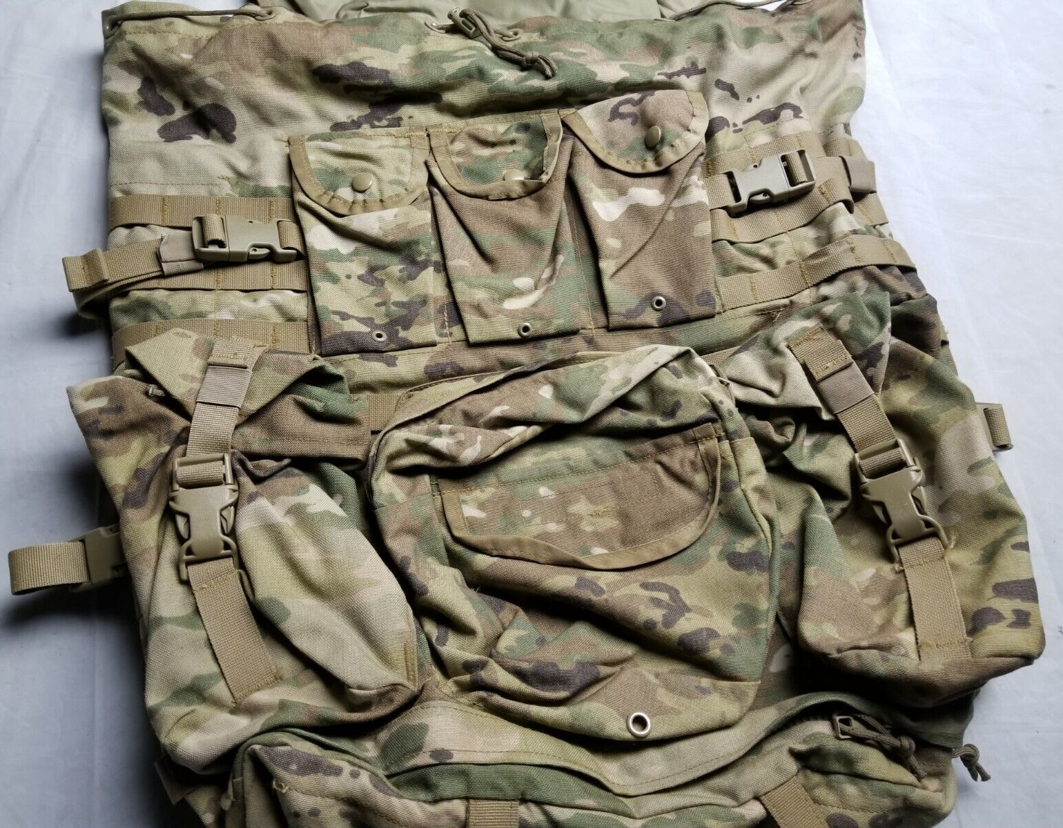 USGI MILITARY MOLLE 4000 Large Rucksack US Army OCP / Multicam PACK ONLY USED
