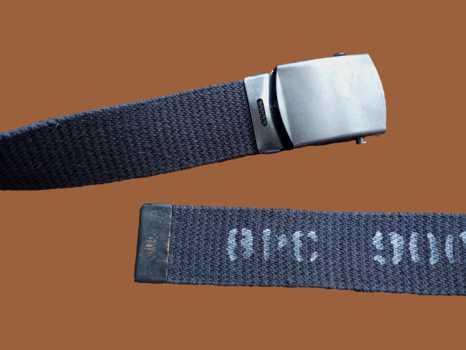 VINTAGE U.S MILITARY NAVY ISSUE BLACK WEB BELT WITH BLACK ROLLER BUCKLE US MADE