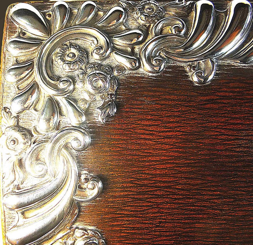 SUPERB SILVER MOUNTED LEATHER STATIONARY BOX by WILLIAM COMYNS - 1908