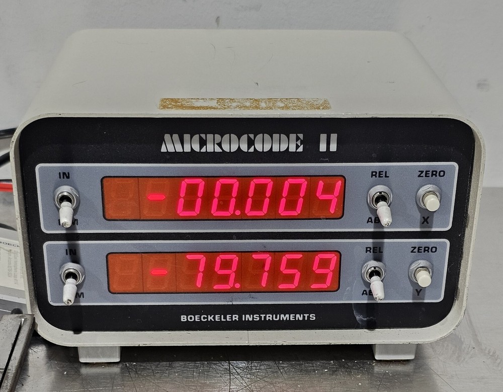 Microscope Stage with RSF Encoders and a Boeckeler Microcode II Digital Readout