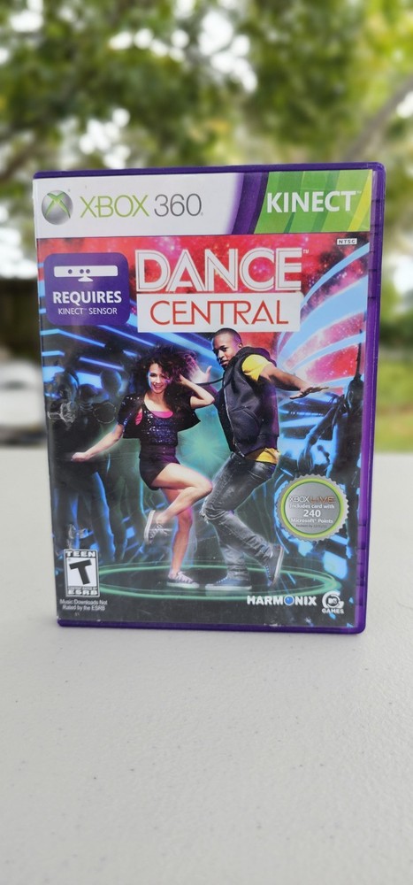 Xbox 360 Kinect Bundle Lot with 3 Games. (READ DESCRIPTION)