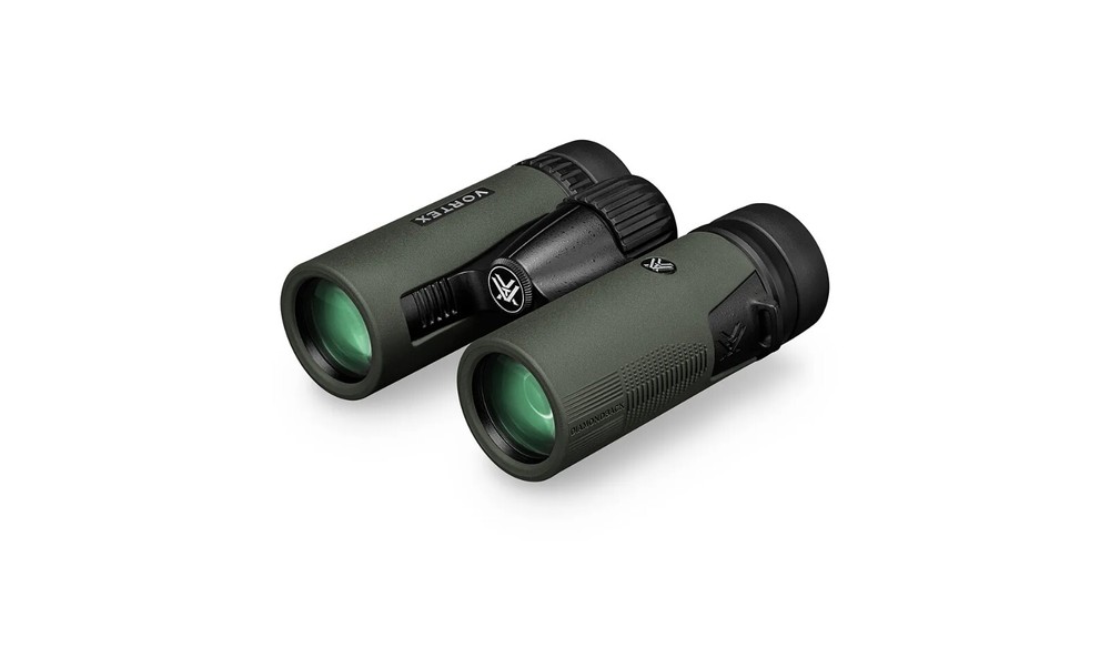 Vortex Optics Diamondback HD 8x32 Binocular with Free Camo Forest Hat Bundle