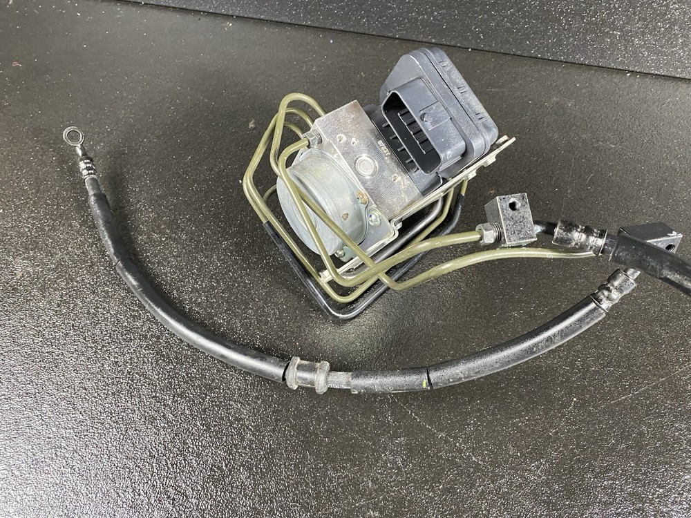 ♻️ 2018 Yamaha Niken ABS Pump Controller ♻️