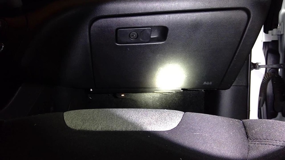 CHEROKEE  2014 Glove Box 966925