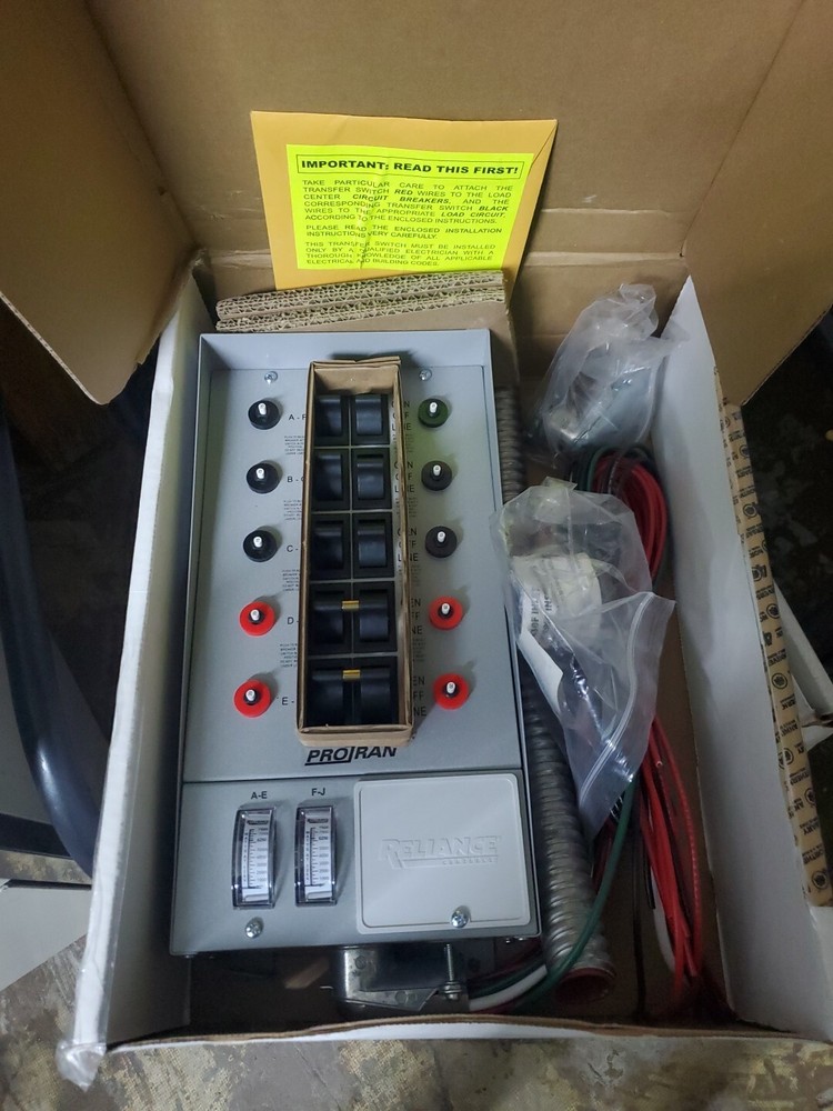 Reliance Loadside Prewired Generator Transfer Switch, 10 Circuits, 125/250