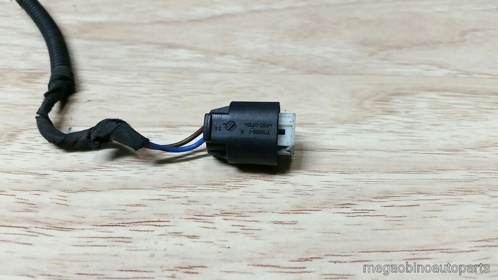 mini cooper crash sensor connector 1718555-1 oem c4