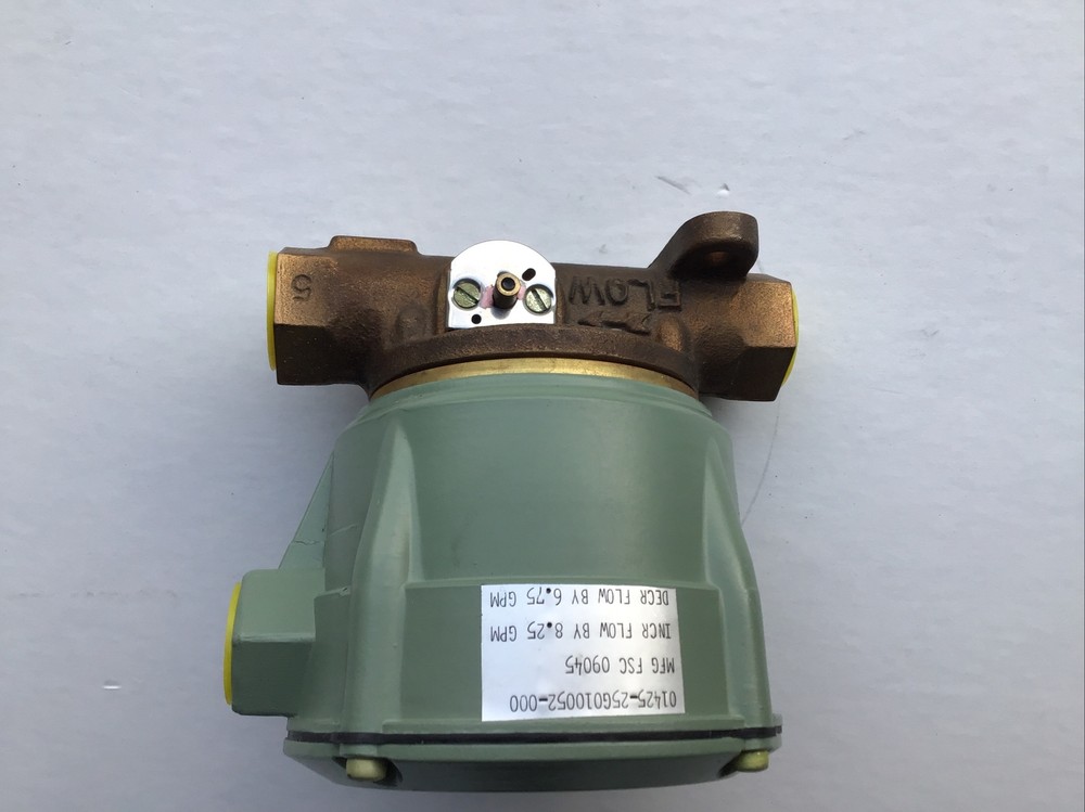 Custom Control Sensors Flow Switch 6255F52S