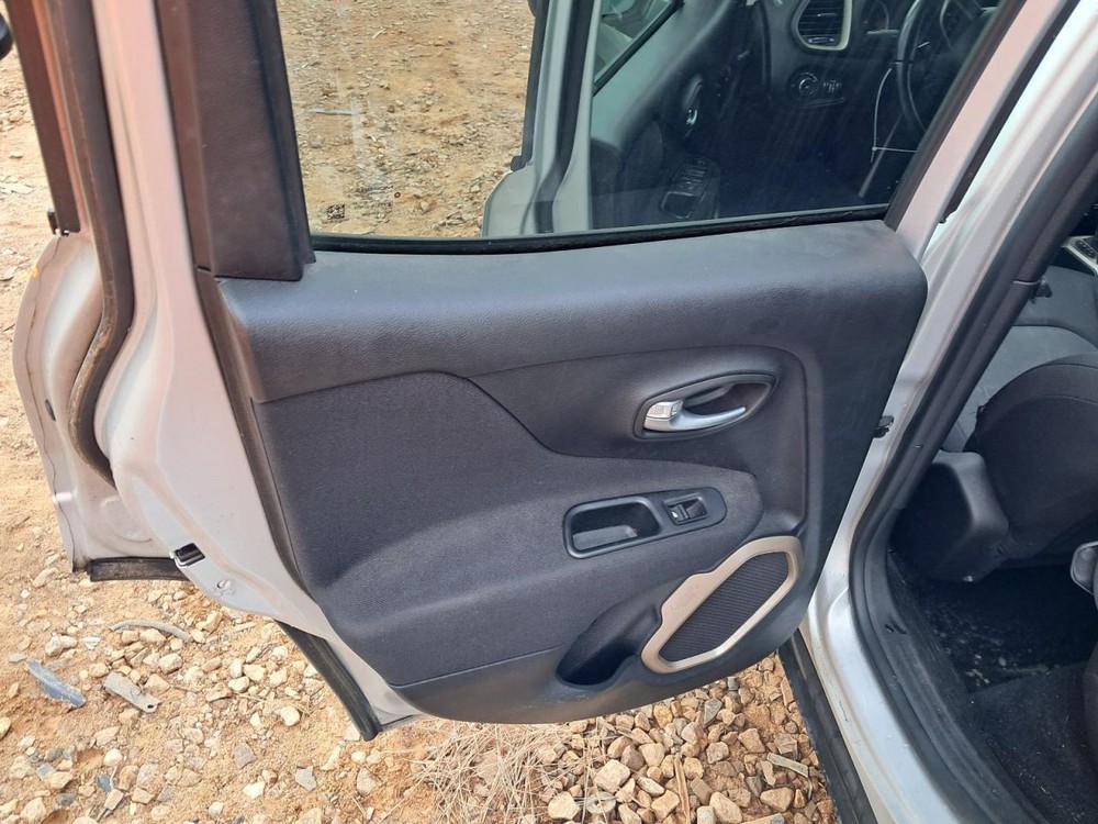 RENEGADE 2015 Glove Box 4802012