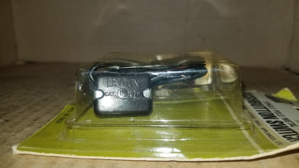 Sears 34_5653 Single Pole /Metal Push Button Switch , NOS-Damaged packaging