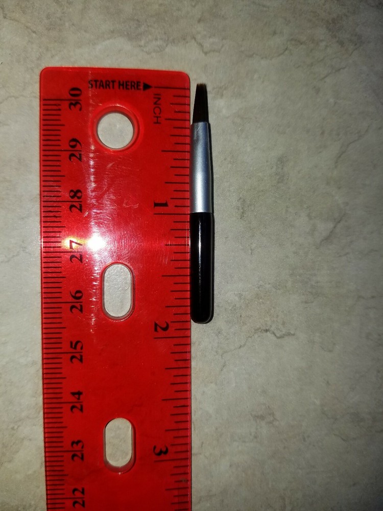 100pcs Mini Lip Brushes