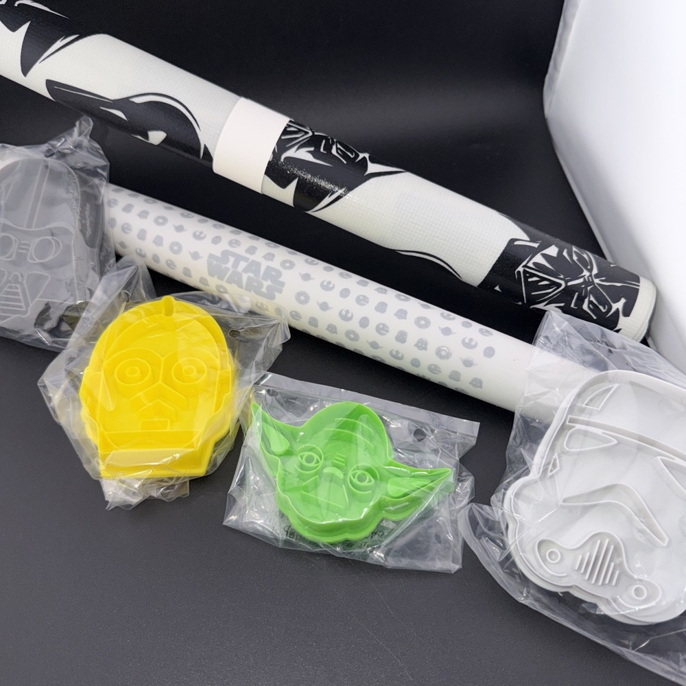 Star Wars • 6 Piece Baking Set • Baking Mat Rolling Pin & Cookie Cutters