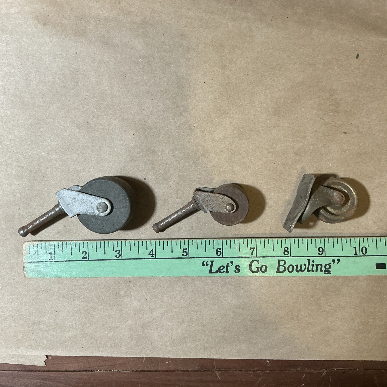 Group Of 130+ Wood/Metal Furniture Casters As Is INV-JDJ79