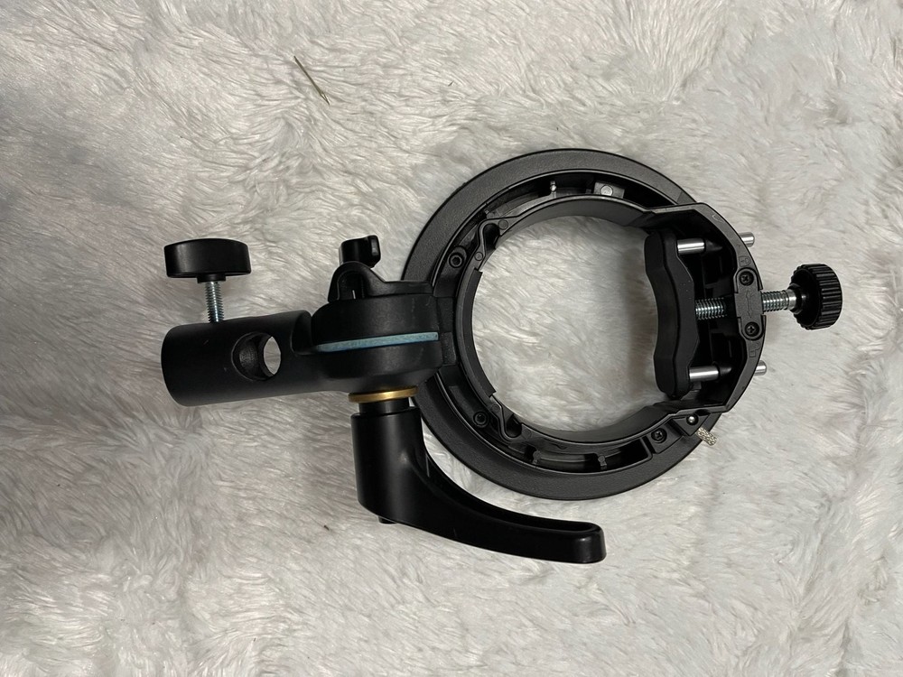 Godox S2 Speedlite S-Type Bracket with Bowens Mount