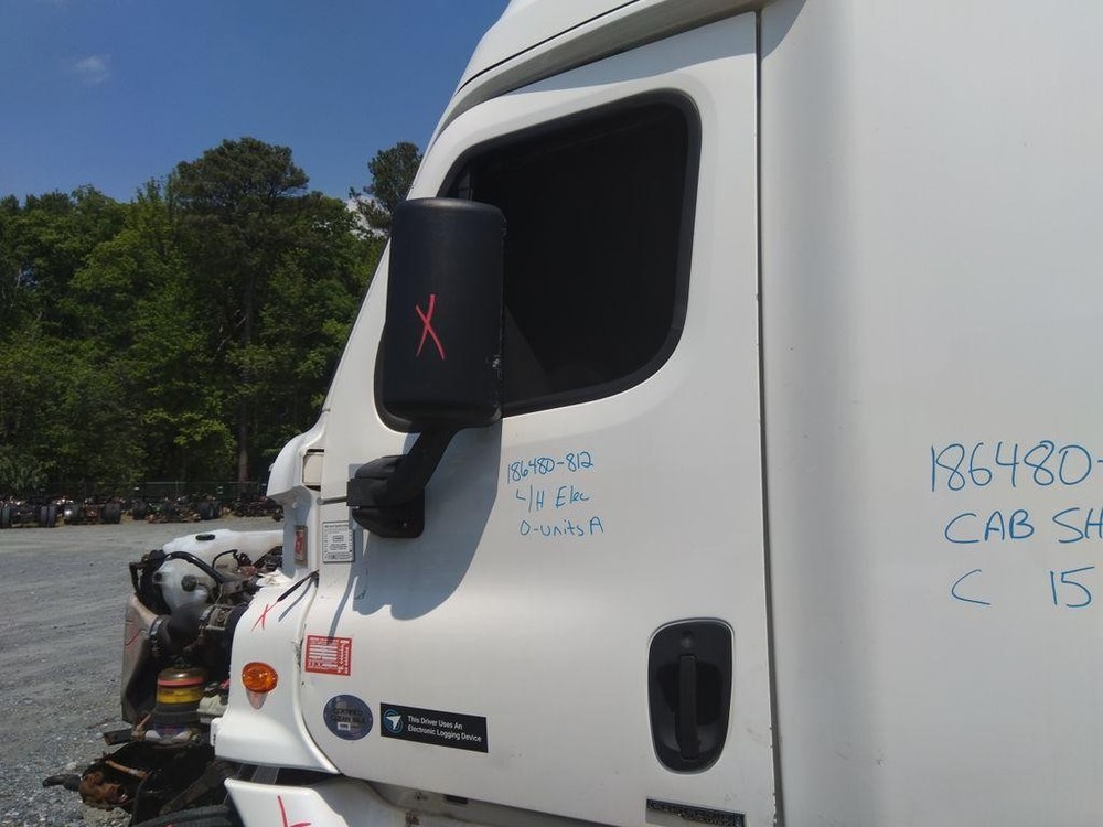 For 2016 FREIGHTLINER CASCADIA 113-125 DOOR ASSEMBLY Left ,  MD