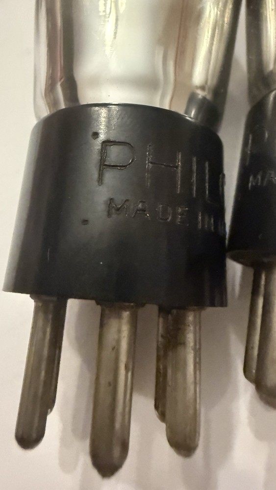 Matched Pair 78 ST Bottle Globe MESH Screen Audio Tubes Philco Engraved