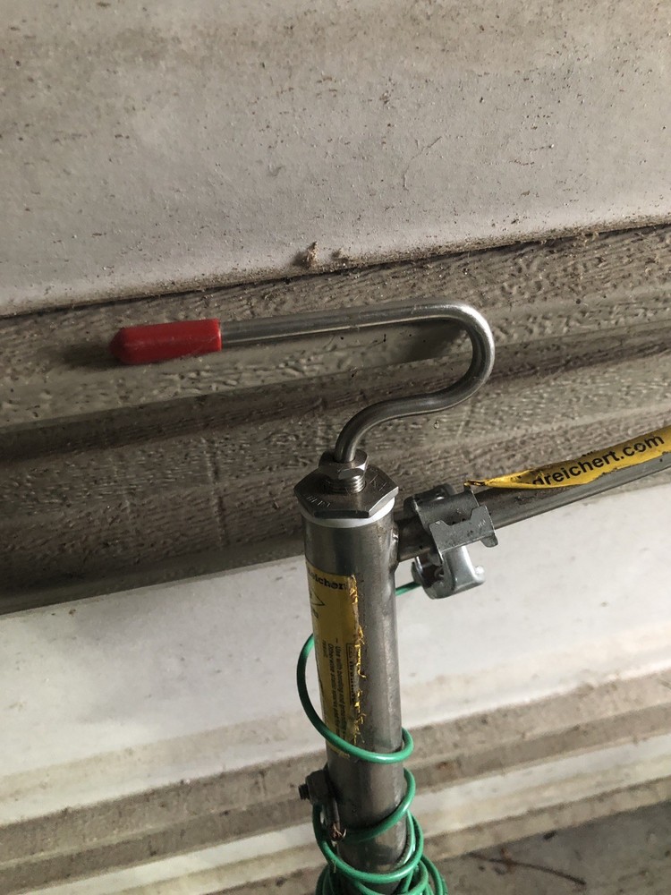 Ayling & Reichert Safety Pump Model 2000TS