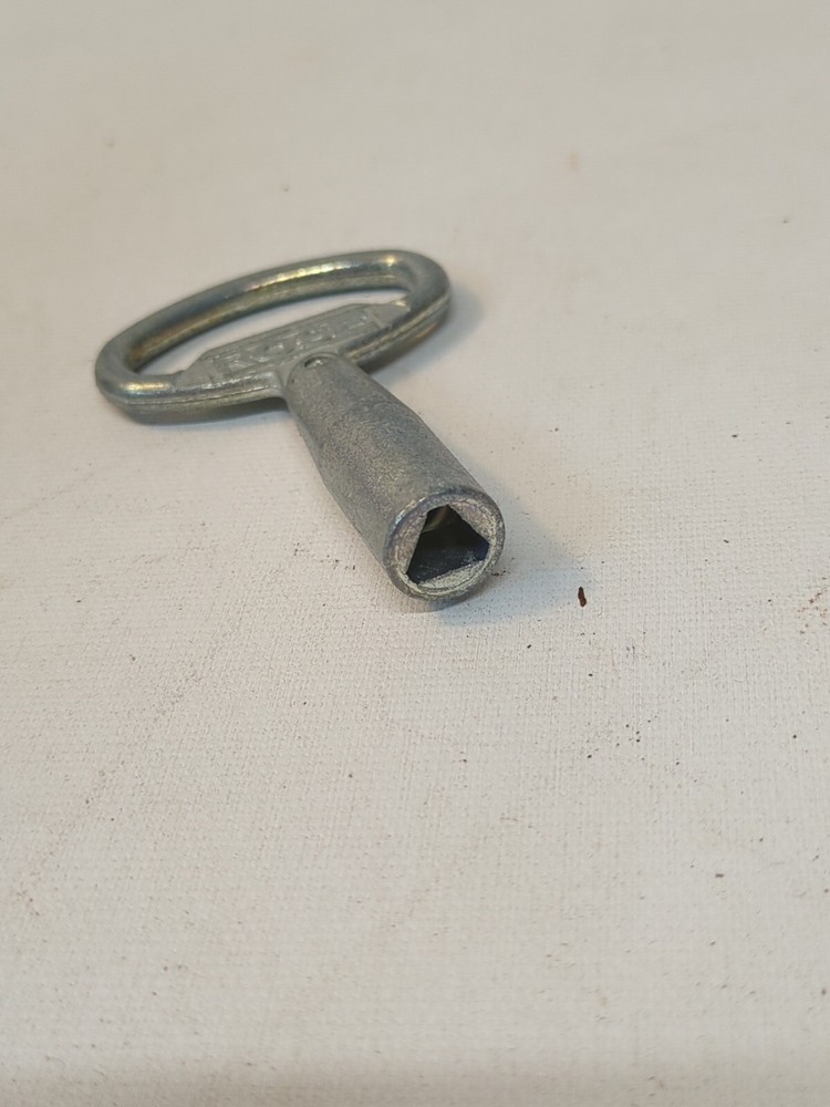 Steel Triangle Socket Spanner Key for 8 mm Panel Lock Mesan # 267.38