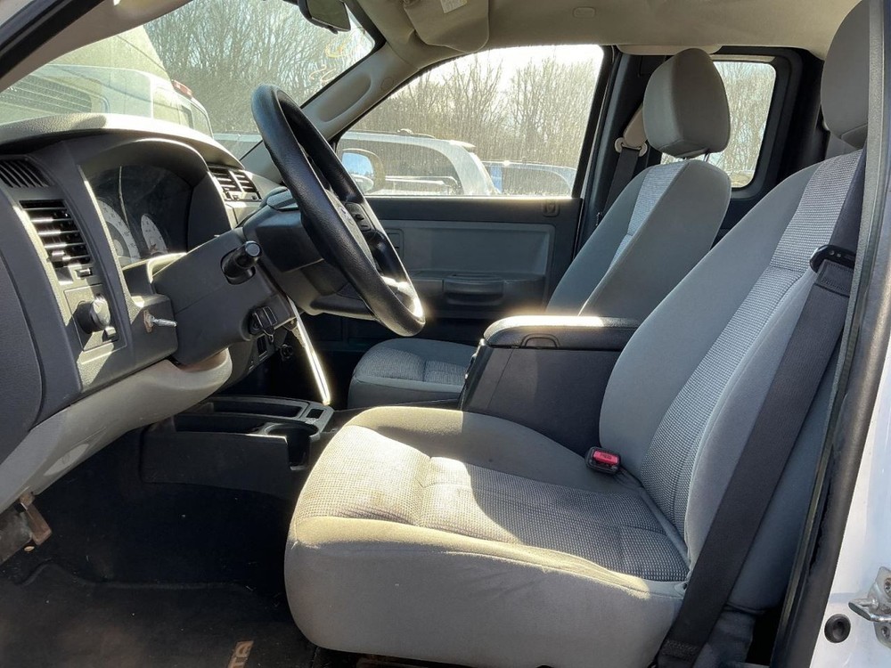 Fuse Box Engine Fits 08-11 DAKOTA 4966070