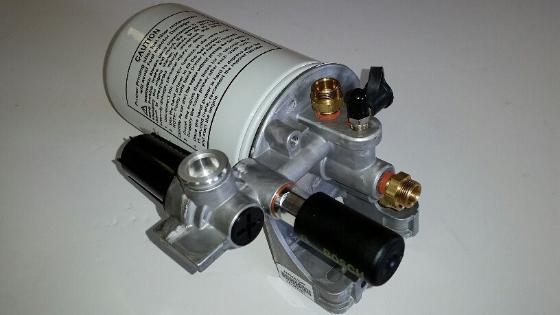 NEW OEM NAVISTAR HEADER ASSY FUEL FILTER 1836287C92