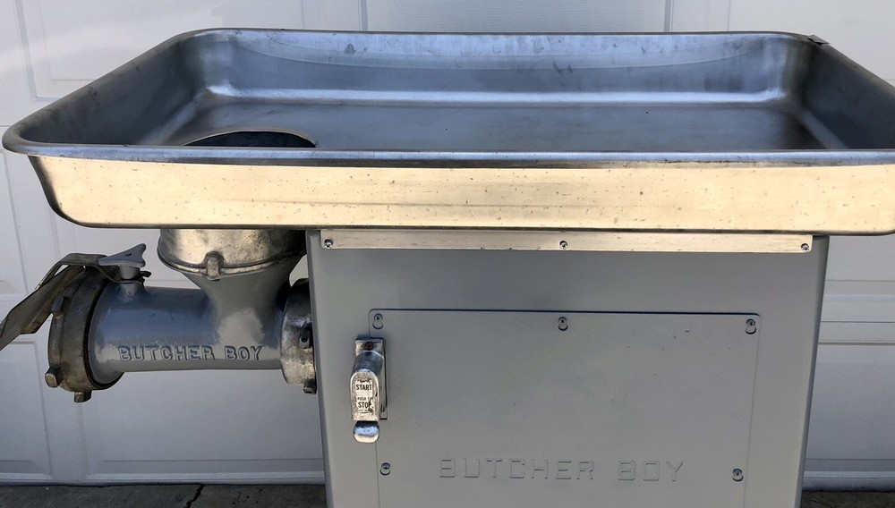 BUTCHER BOY A52 MEAT GRINDER