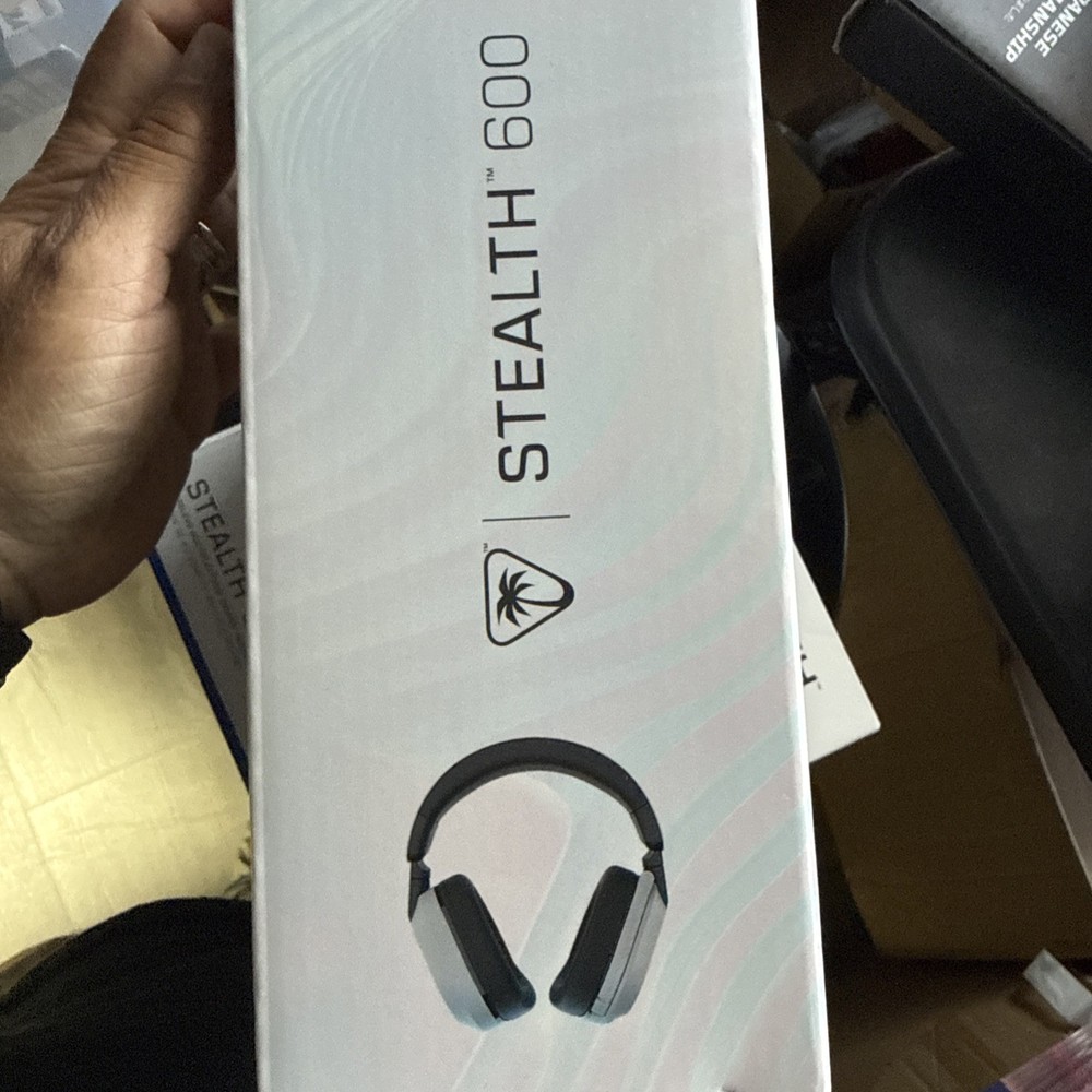 Turtle Beach Stealth 600 Wireless Bluetooth Gaming Headset PlayStation