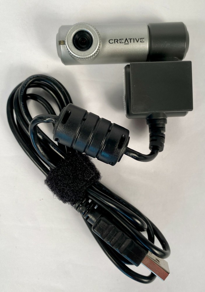 Creative Labs N10225 Webcam Compact Notebook Camera w/Clip & Soft Case