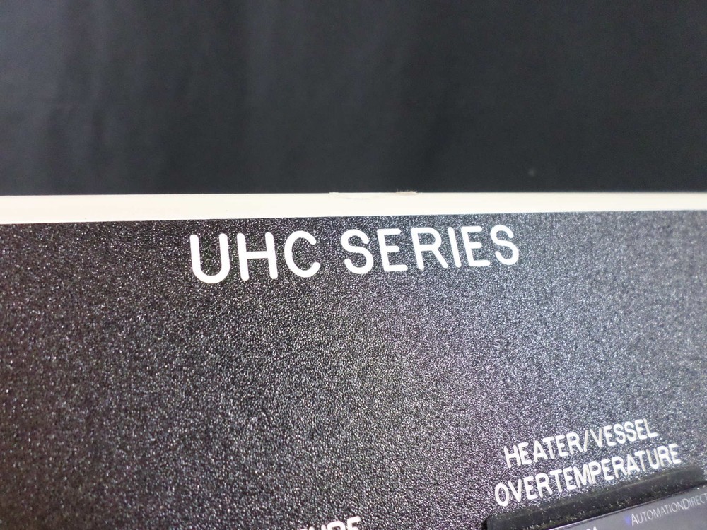 AUTOCLAVE ENGINEERS UHC Temperature Universal Heater Controller UHC030001001