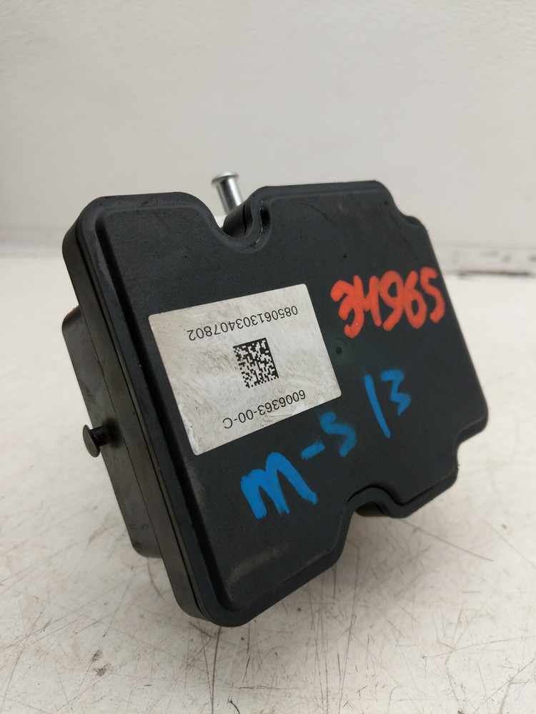 2012-2015 Tesla Model S Hydraulic Control ABS Anti-Lock Brake System Pump Module
