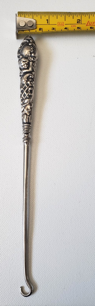 Vintage Sterling Silver Button Hook HALLMARKED Embossed Cherub Handle