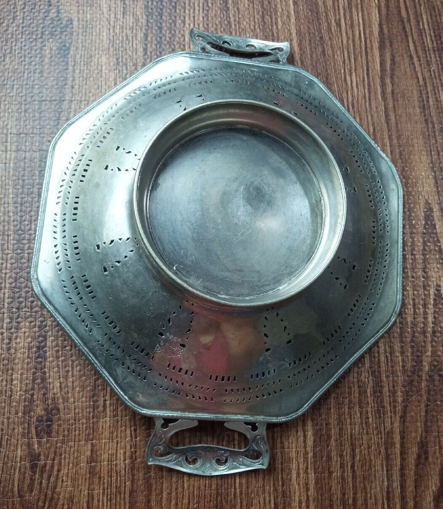 Vintage EPNS Pedestal Dish 2 handle Round Silver plated
